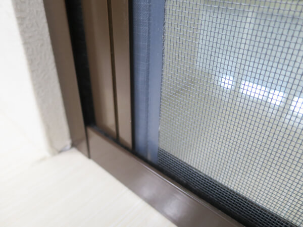 Эвхэгддэг-Roll-Away-Screen-Door-details4